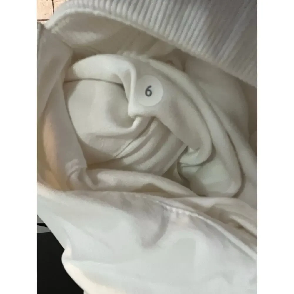 Lululemon Studio Pant II White Ruched Leg Women's Size 6 Relaxed